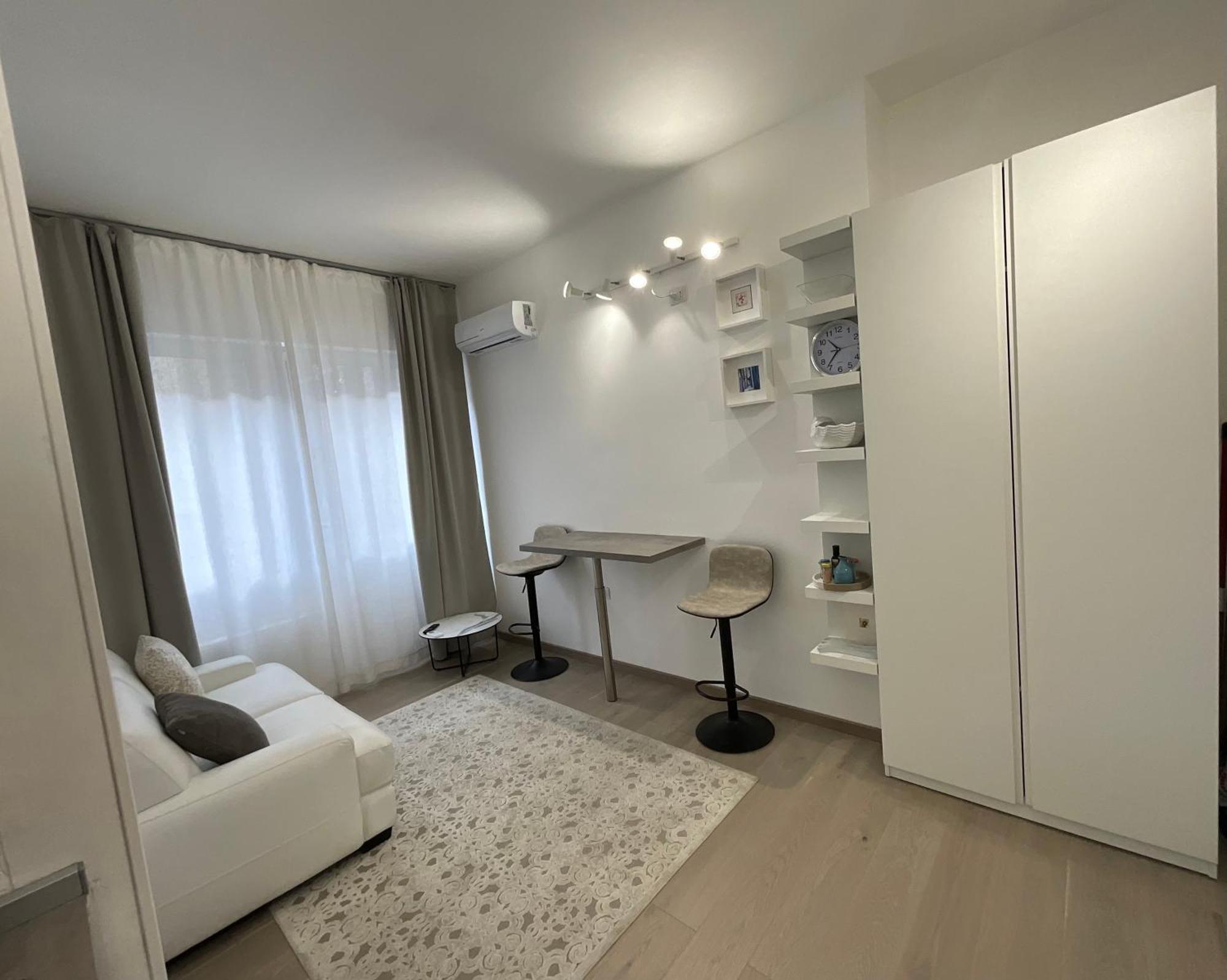 Bilocale San Giovanni Design Apartament Apartment Рим Екстериор снимка